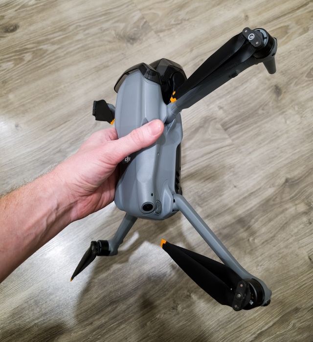 DJI Air 3s квадрокоптер