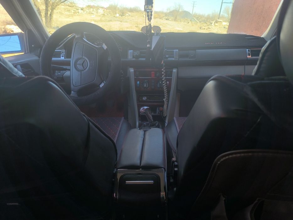 Продам Мерседес 124