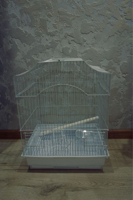 Продам новую клетку для попугая