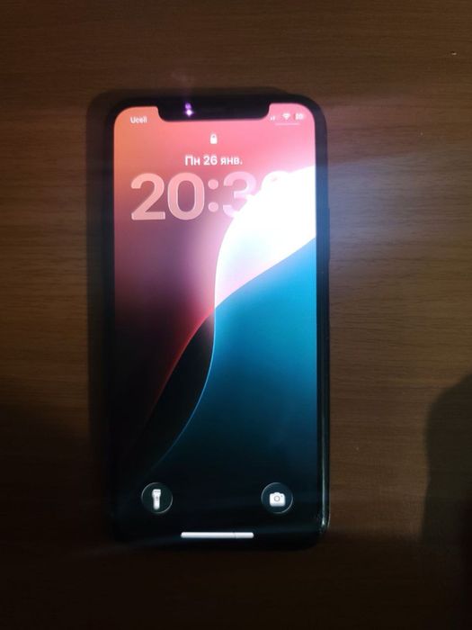 Iphone 11 pro holati yaxshi karobka bor