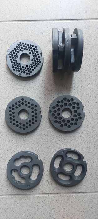 Решетки за месомелачки