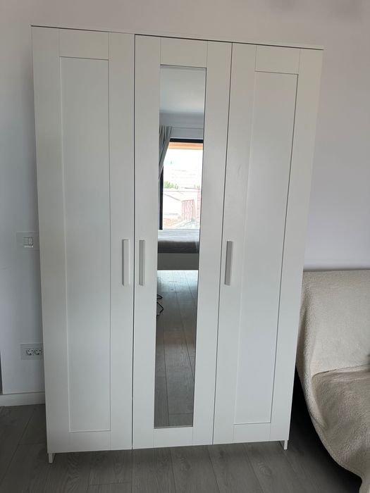 Sifonier dulap haine nou Ikea