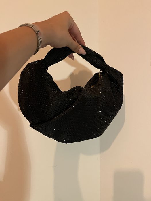 Бляскава чанта от Zara