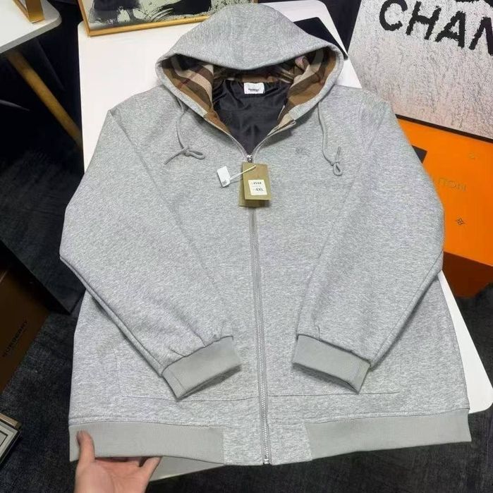 На заказ зипка Burberry