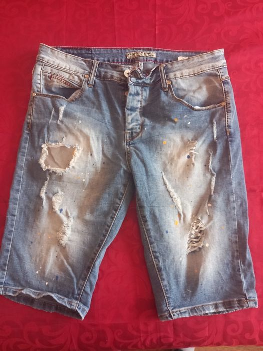 Чисто нови мъжки дънки