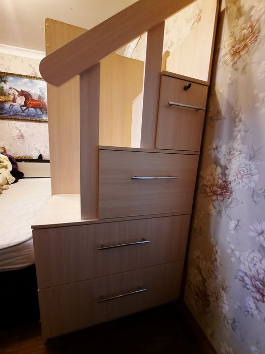 Двухъярусная кровать