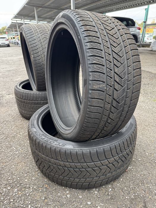 315/30/22///275/35/22 Pirelli scorpion