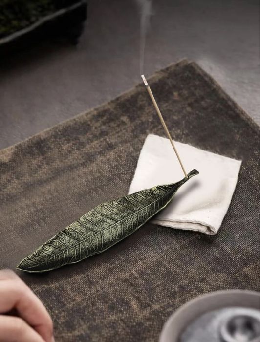 Поставка за ароматни пръчици