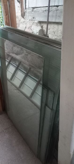 Стекла  прозрачные