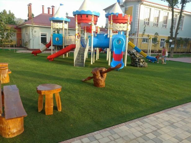 . искуственные газоны , искуственное озеленение.всех видов