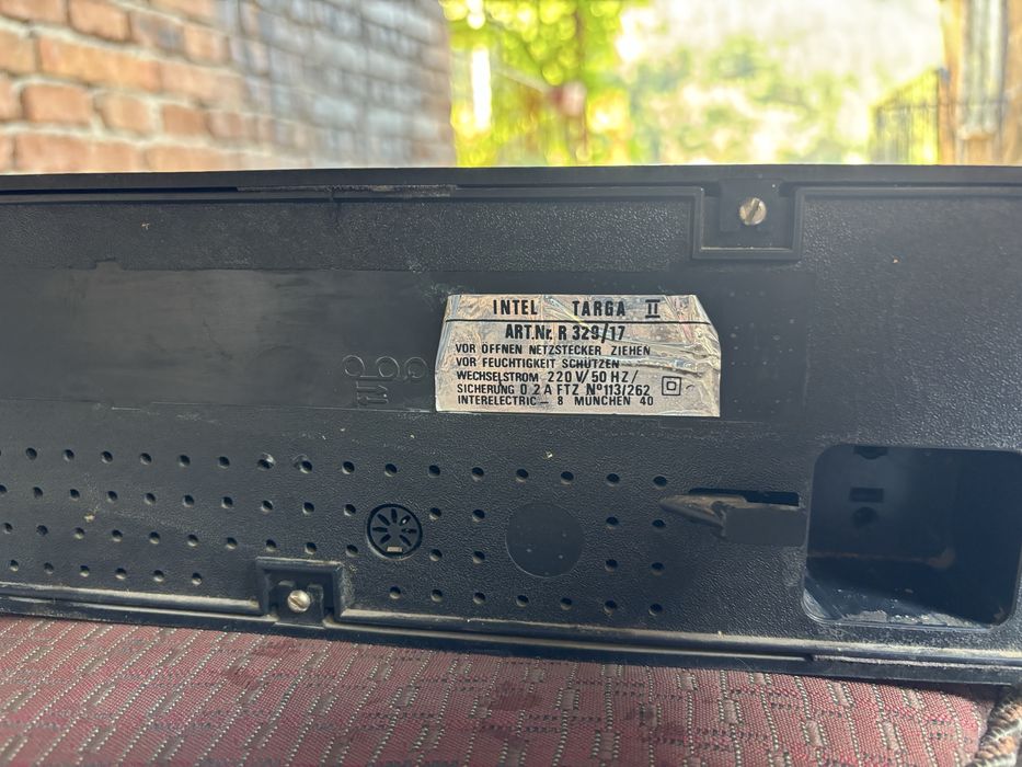 Немско радио INTEL TARGA II