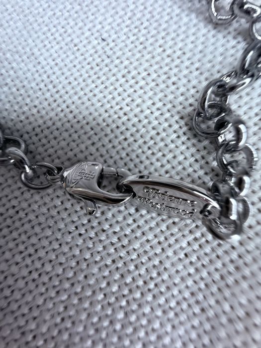 VIVIENNE Westwood colier ”world’s end - giant orb”, onyx/argintiu