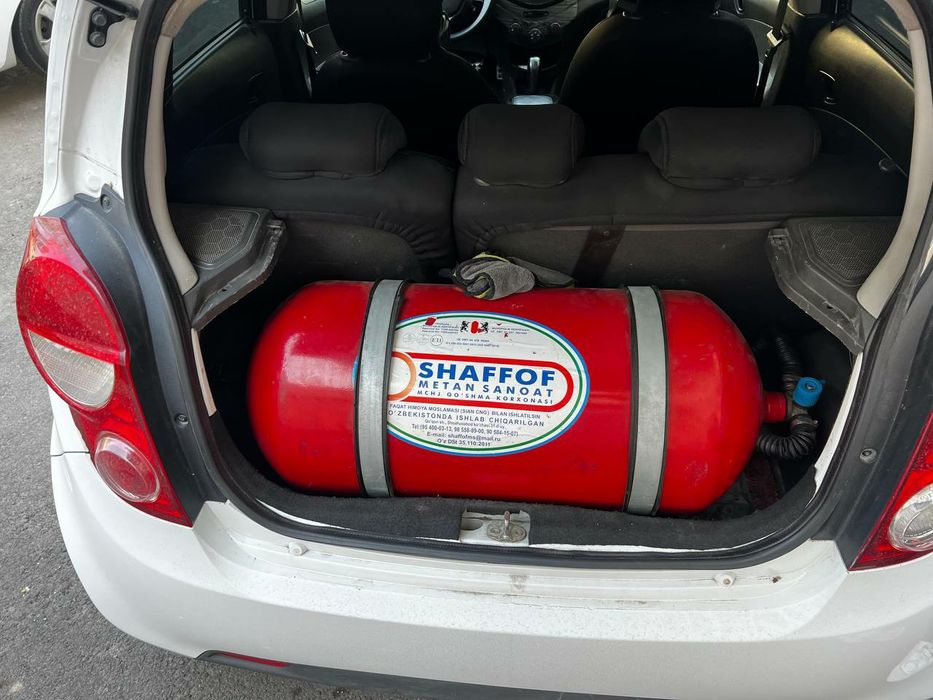 Spark avtomat Gaz sotiladi