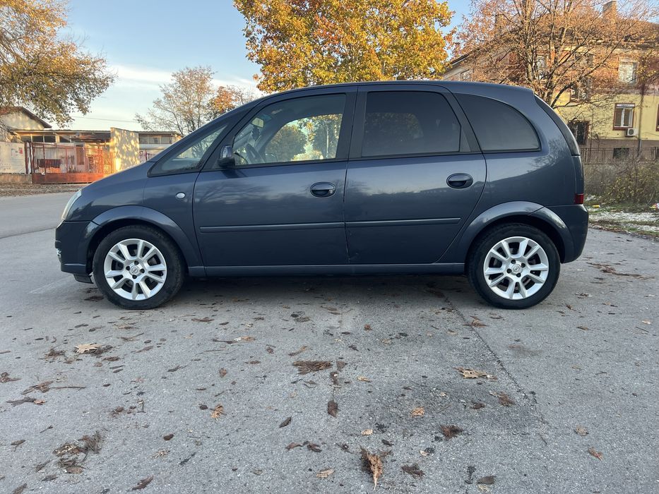 Продавам Опел Мерива 1,6