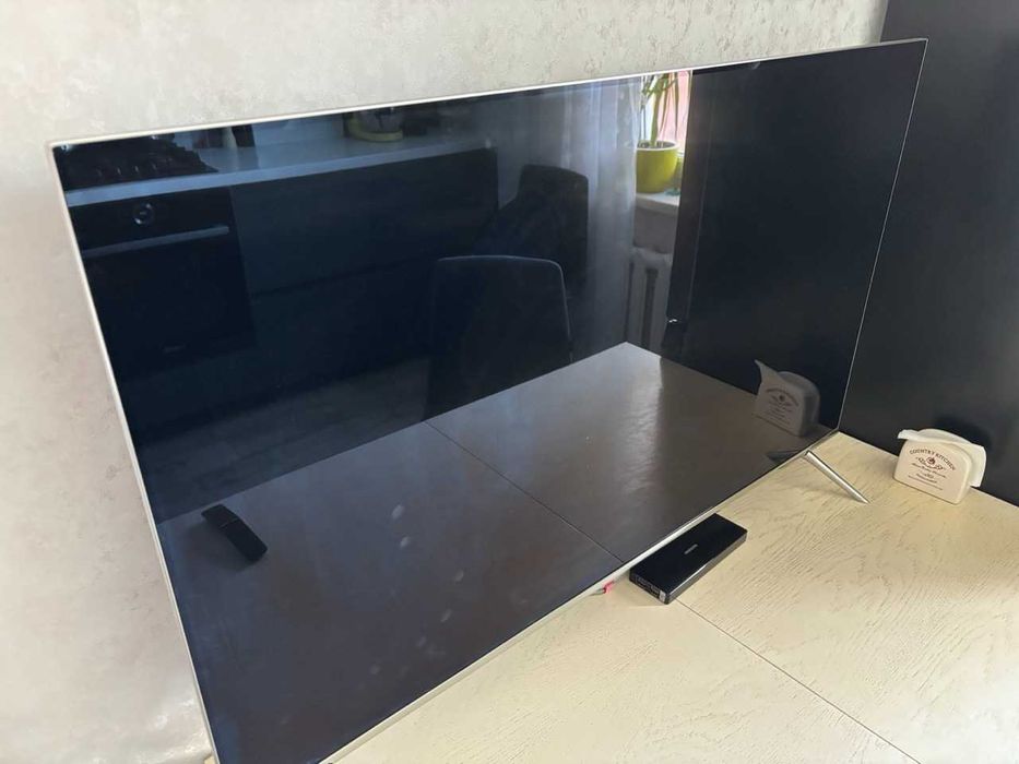Samsung KS7000 50 дюймов