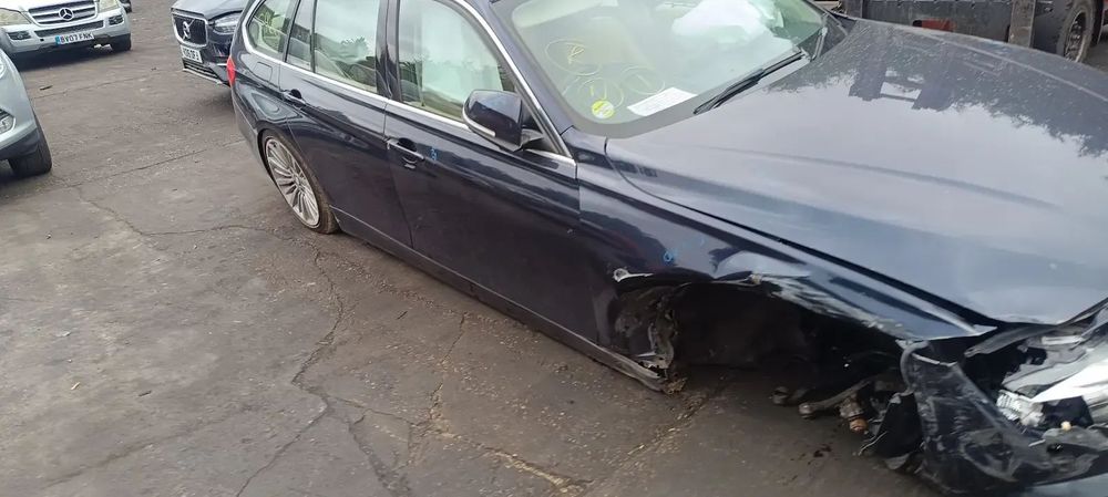 Dezmembrari / Dezmembrez BMW Seria 3 Touring (F31) 2.0 N47D20 cutie viteze automată IMPERIALBLAU BRILLANTEFFEKT METALLI (A89)