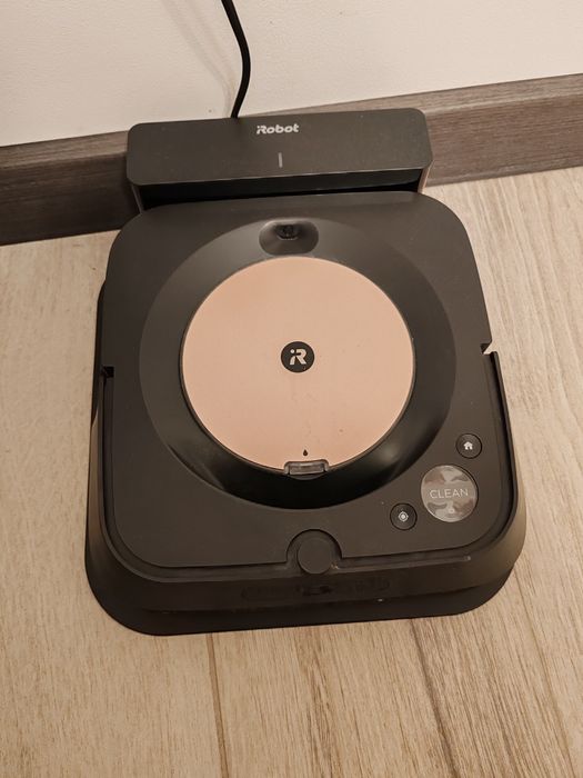 Mop inteligent Robot M6, impecabil la cutie.