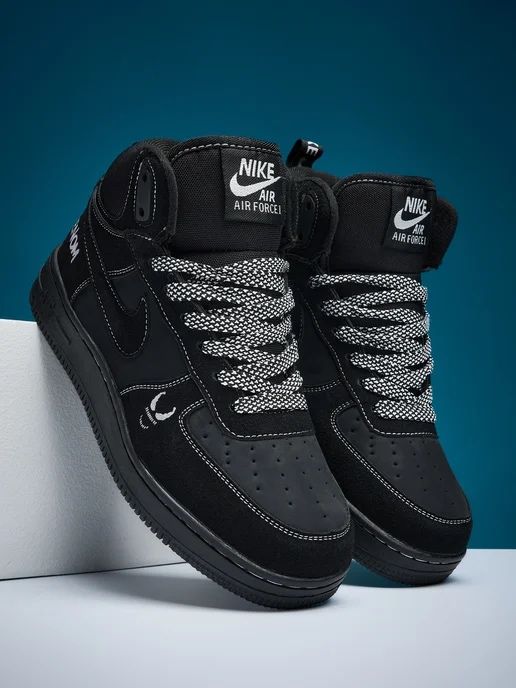 Кроссовки зимние Nike Venom