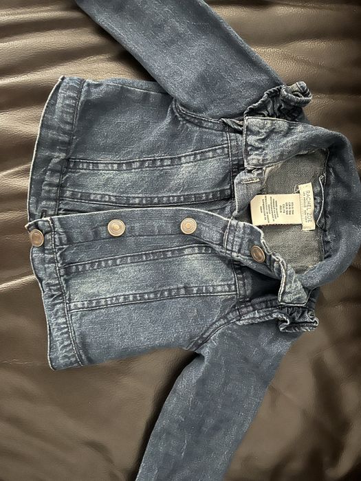 Set geaca si blugi marimea 74 -100 lei