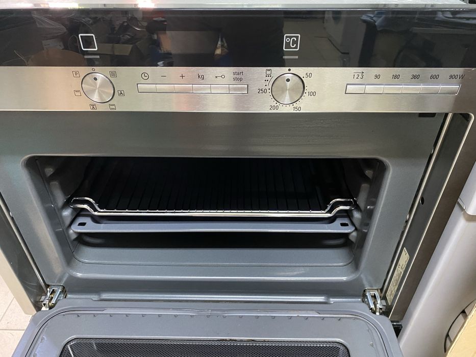 SIEMENS Фурна за вграждане с микровълнова на 45 см