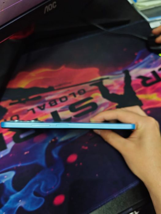Продаю Redmi note 12