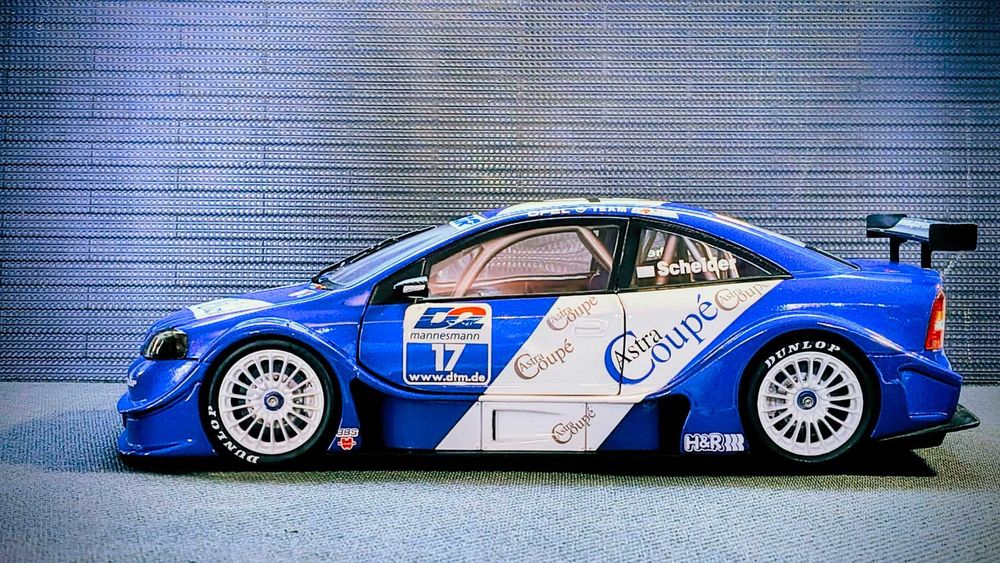 1/18 Action Opel Astra V8 DTM