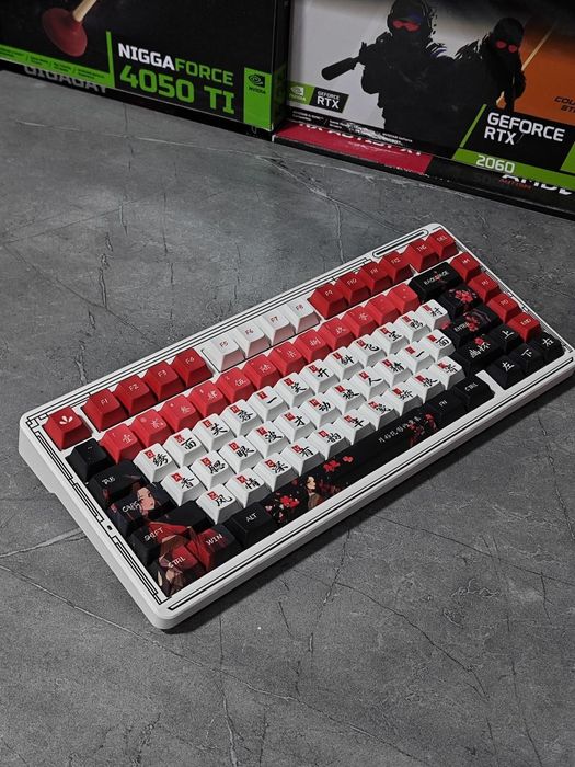 Продаётся 75% механическая клавиатура