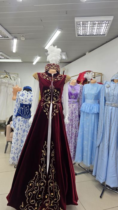 Вешалка для свадебный одежду