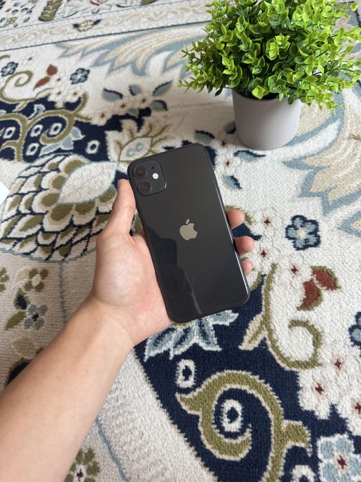 Продам iPhone 11