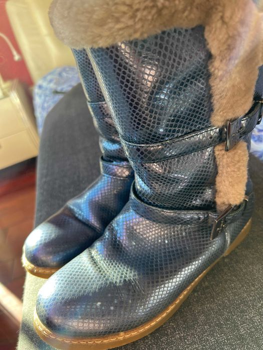 Зимни ботуши от естествена кожа и естествен косъм. Pierre Cardin 38 р.