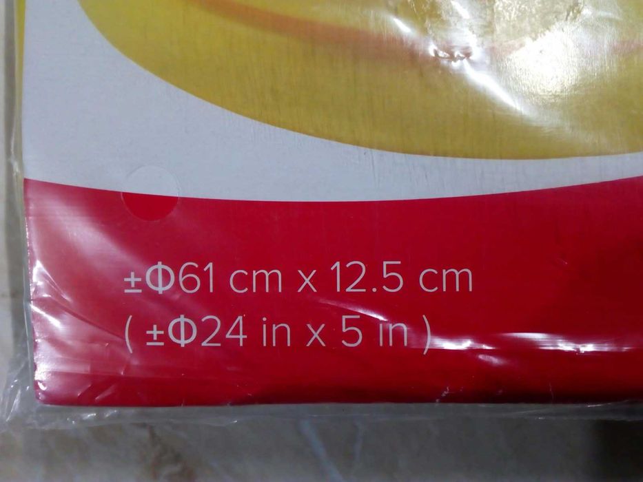 Нови надуваеми басейни,топка Фламинго,пояси Риба,плувки,очила.