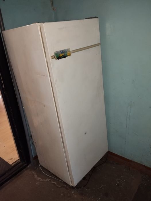 Отдам холодильник бесплатно