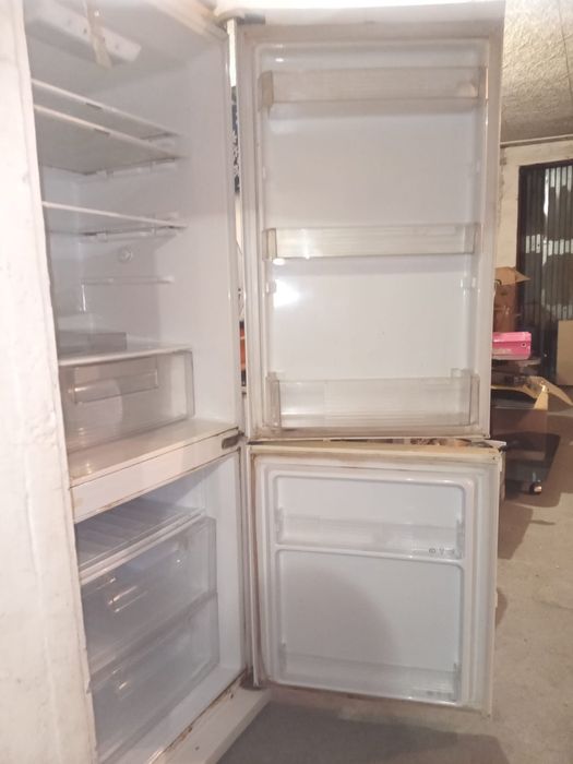 Продам холодильник