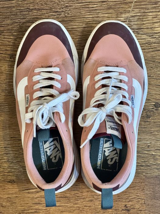 Vans Ultrarange Exo номер 39