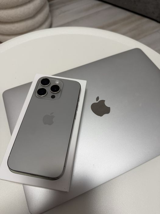 Iphone 15 pro natural titanium !