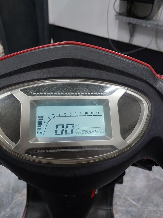 Скутер Wasat сотилади бензин