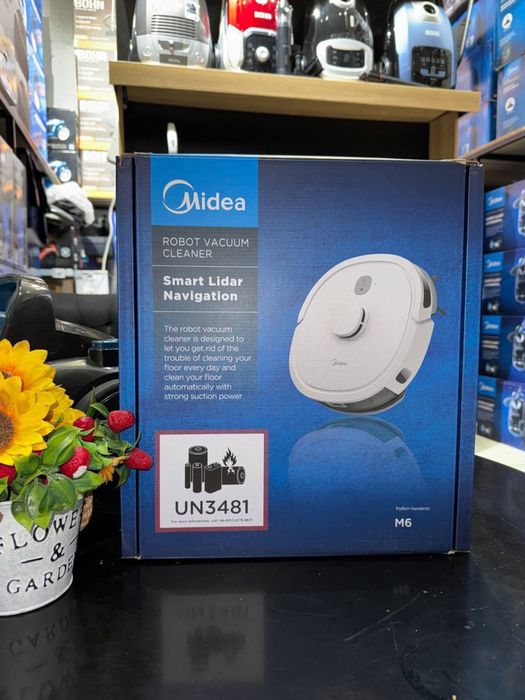 Midea robot pilisos
