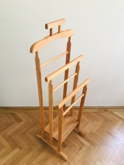 Вешалки на полное из дерево