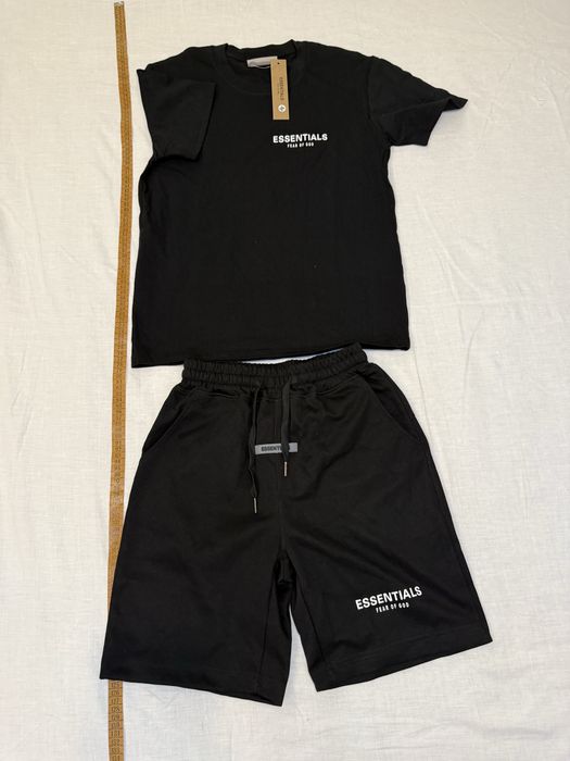 Compleu Essentials Fear Of God