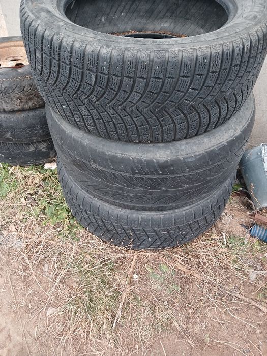 Продаётся   шины