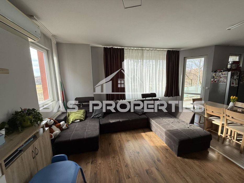 3-стаен в София, област-с.Волуяк площ 104