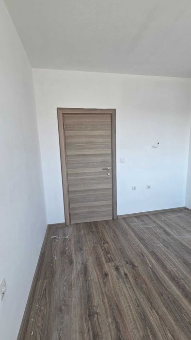 Продава 4-СТАЕН      град Добрич, Център