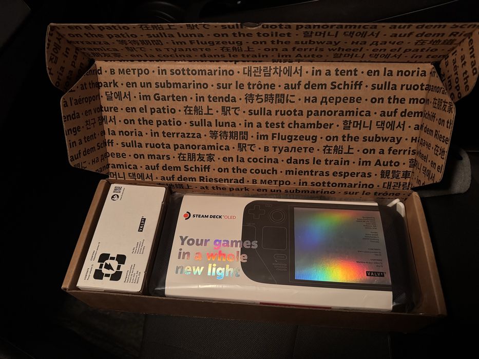 Преносима конзола за игри Valve Steam Deck OLED 512 GB