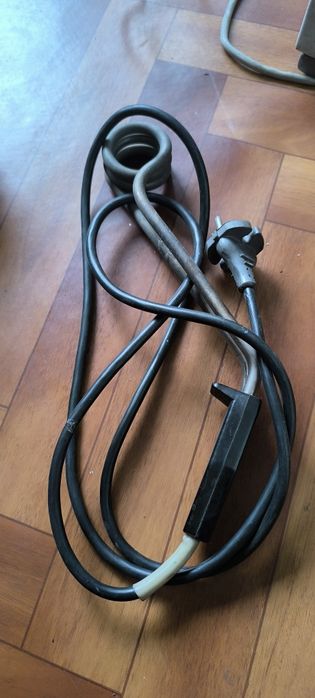 Зарядное устройство