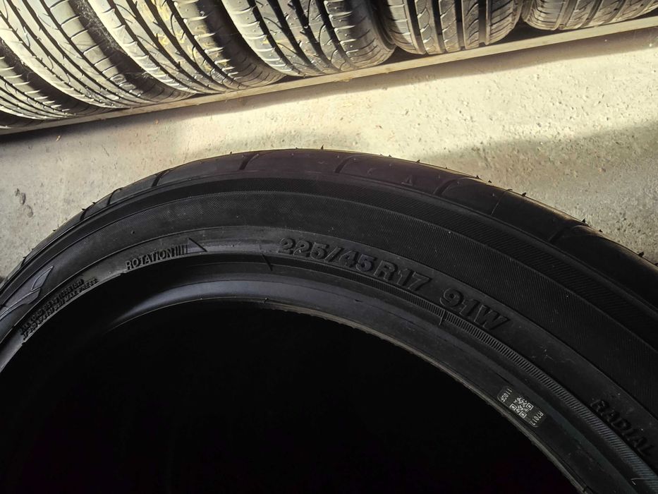 225 45 17 Yokohama Advan Neova AD08 RS Semislik NOI