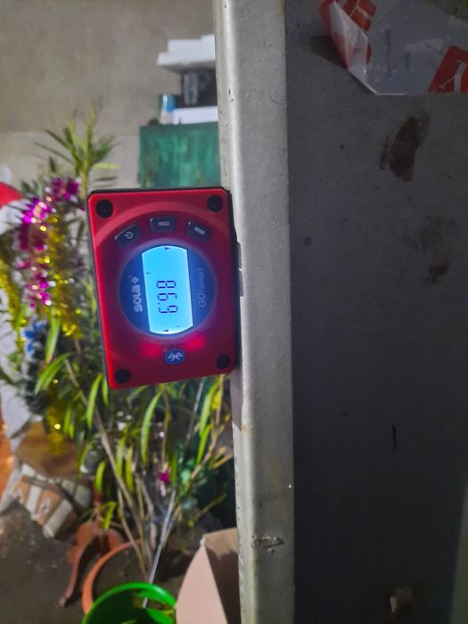 Vand nivela digitala