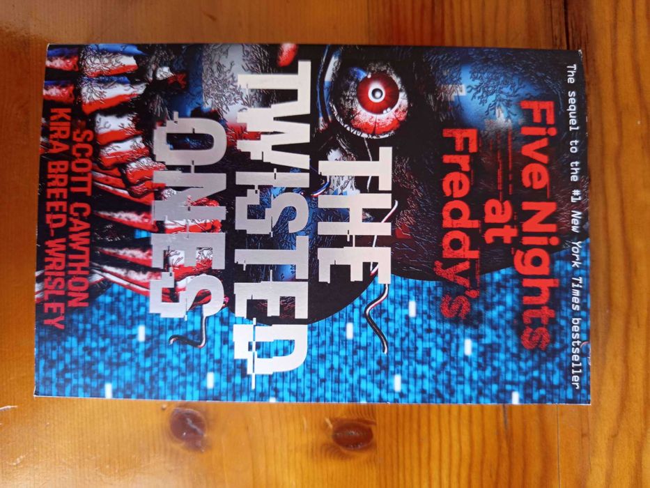 Five Nights at Freddy's Silver eyes, Twised Ones, Fourth Closet Bookset 1-3