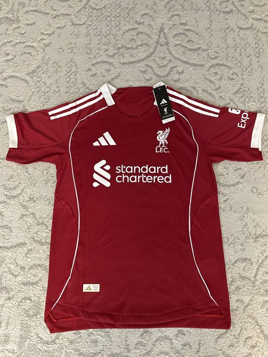 Liverpool джерси