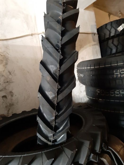 Anvelope noi 4.50-19 Cauciucuri de cositoare cu livrare rapida