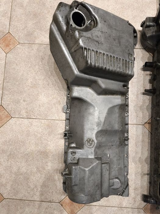 Части от двигател BMW E39 528i M52B28